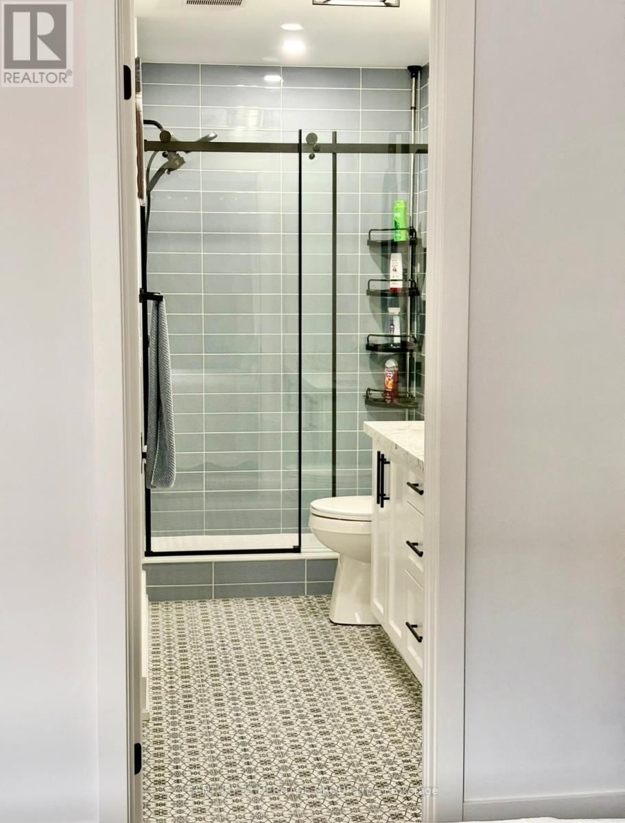 44 RUBY CRESCENT Image 19