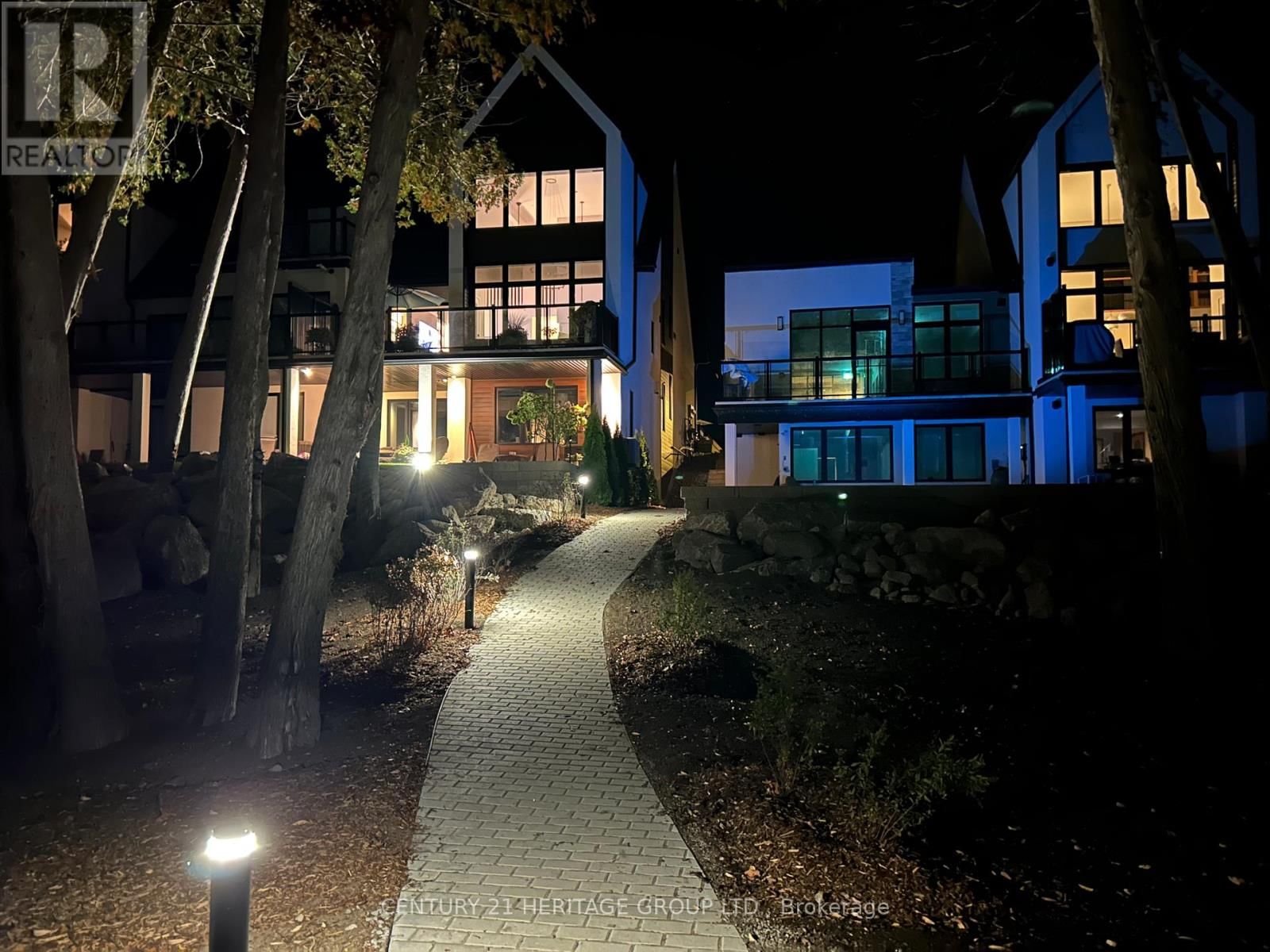 44 RUBY CRESCENT Image 33