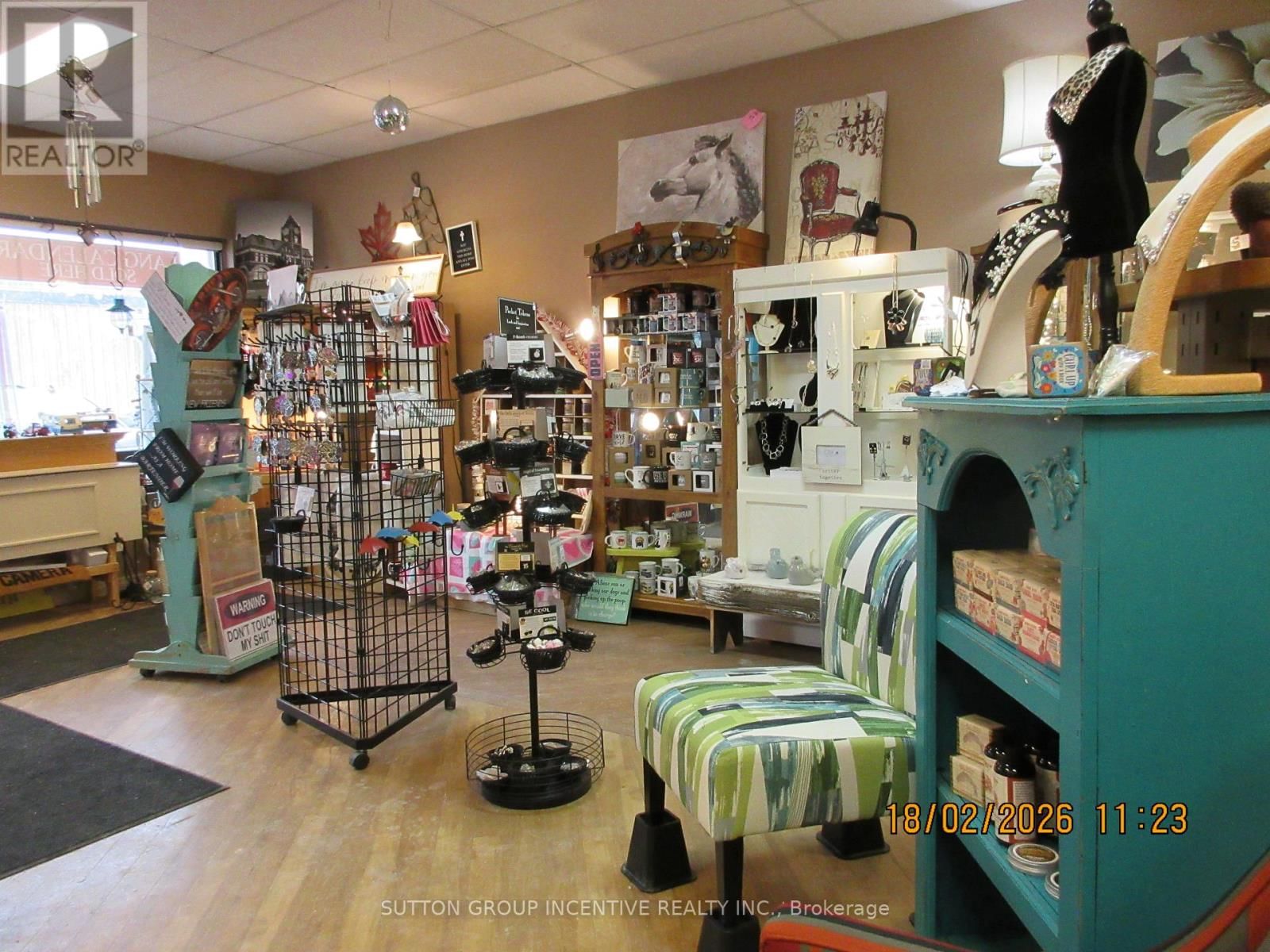 2 - 191 HURONTARIO STREET Image 14