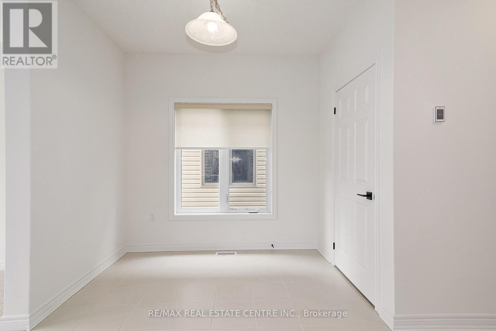 15 SHIPLEY AVENUE WEST Image 19