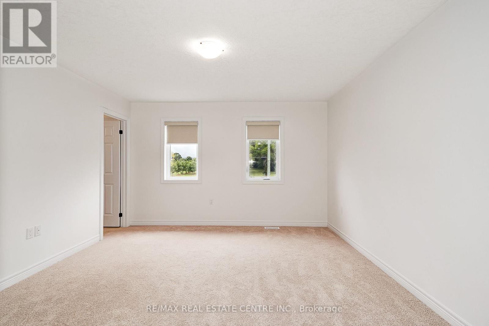 15 SHIPLEY AVENUE WEST Image 25