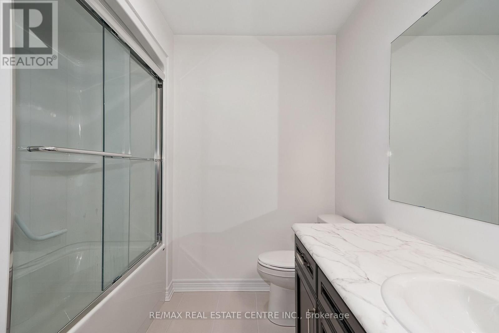 15 SHIPLEY AVENUE WEST Image 31