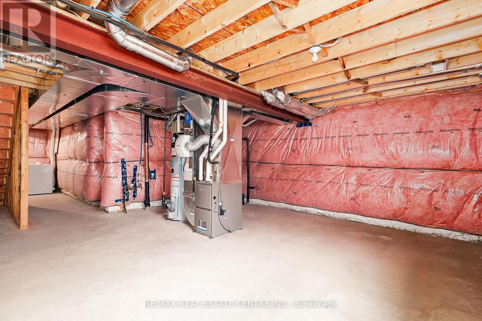 15 SHIPLEY AVENUE WEST Image 40