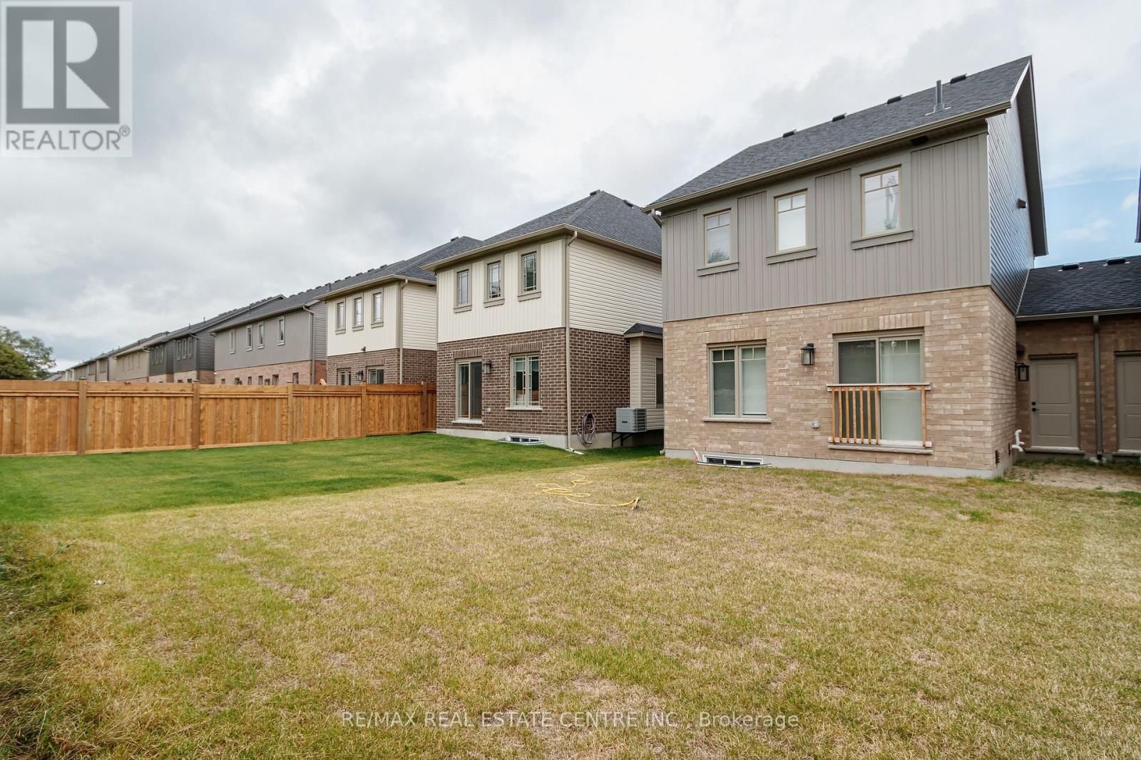 15 SHIPLEY AVENUE WEST Image 45