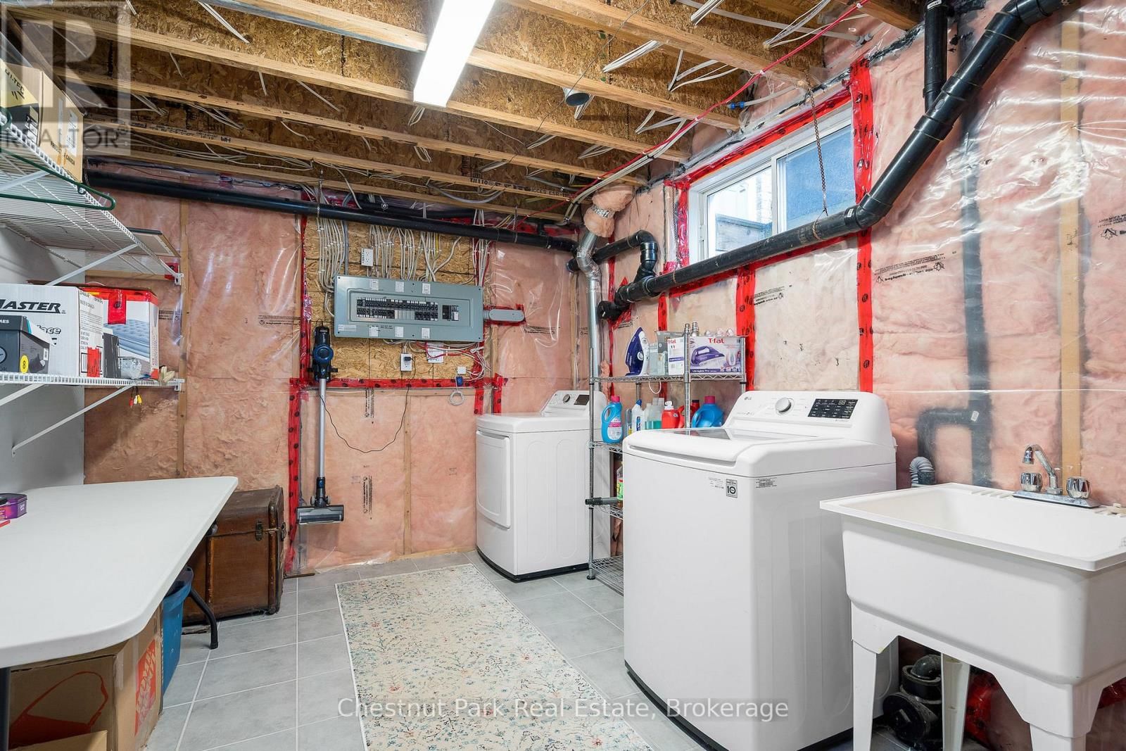 28 BOYD CRESCENT Image 34