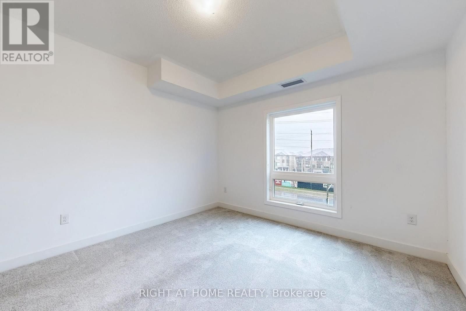 #208 - 4 SPICE WAY Image 14