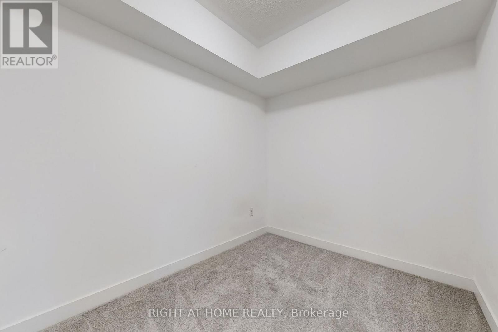 #208 - 4 SPICE WAY Image 16