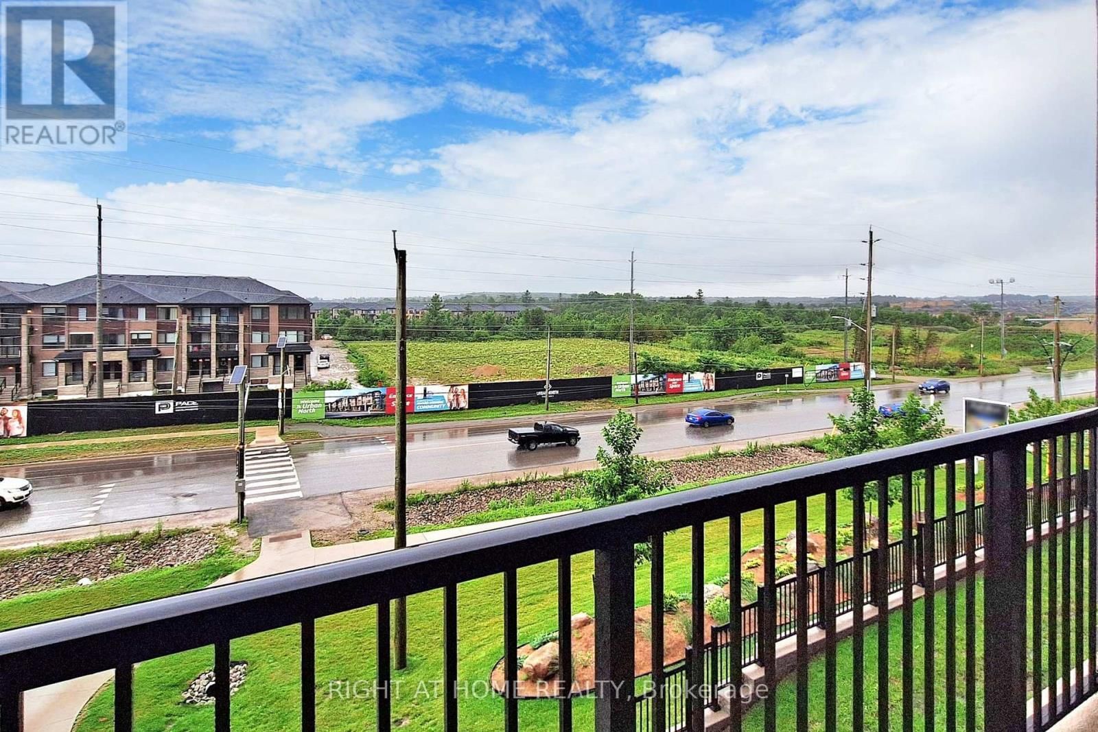 #208 - 4 SPICE WAY Image 23