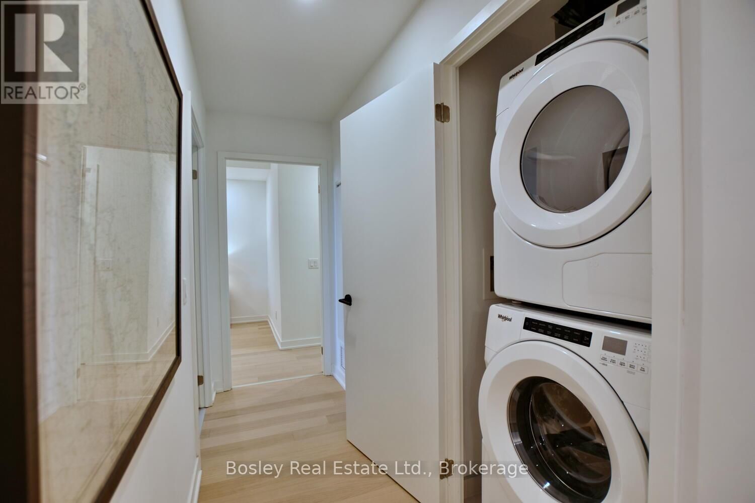 227 - 31 HURON STREET Image 30