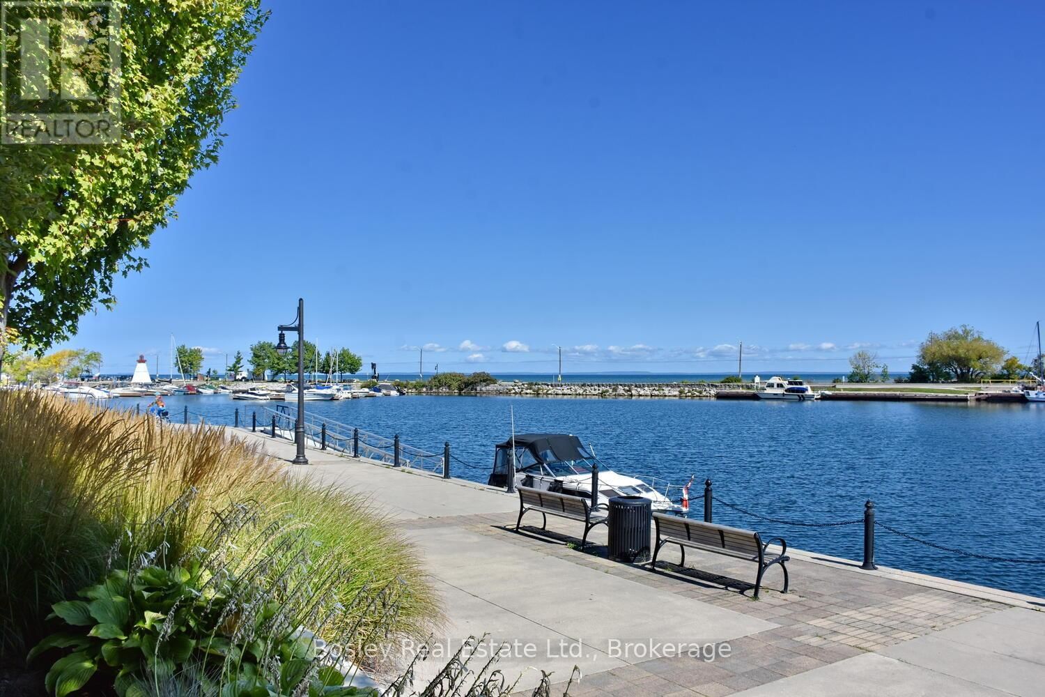 227 - 31 HURON STREET Image 40