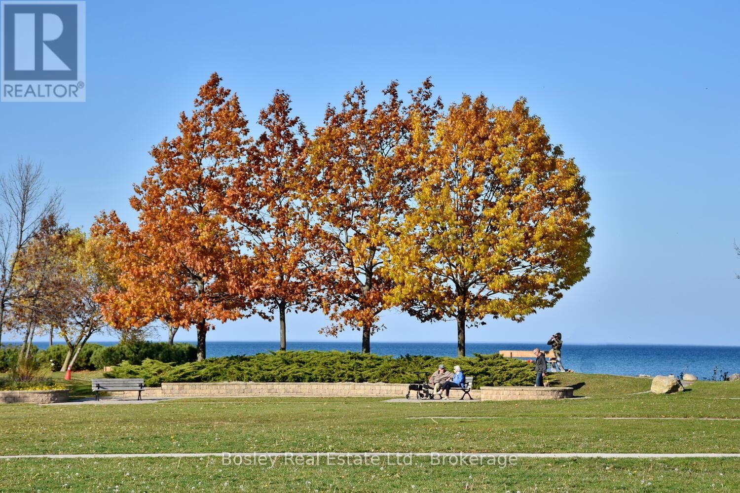 227 - 31 HURON STREET Image 44