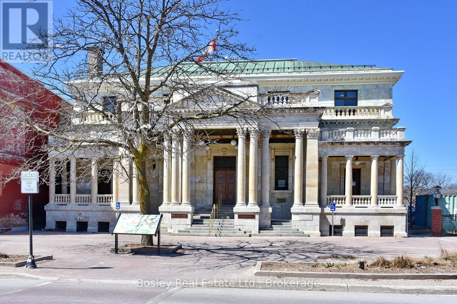 227 - 31 HURON STREET Image 48