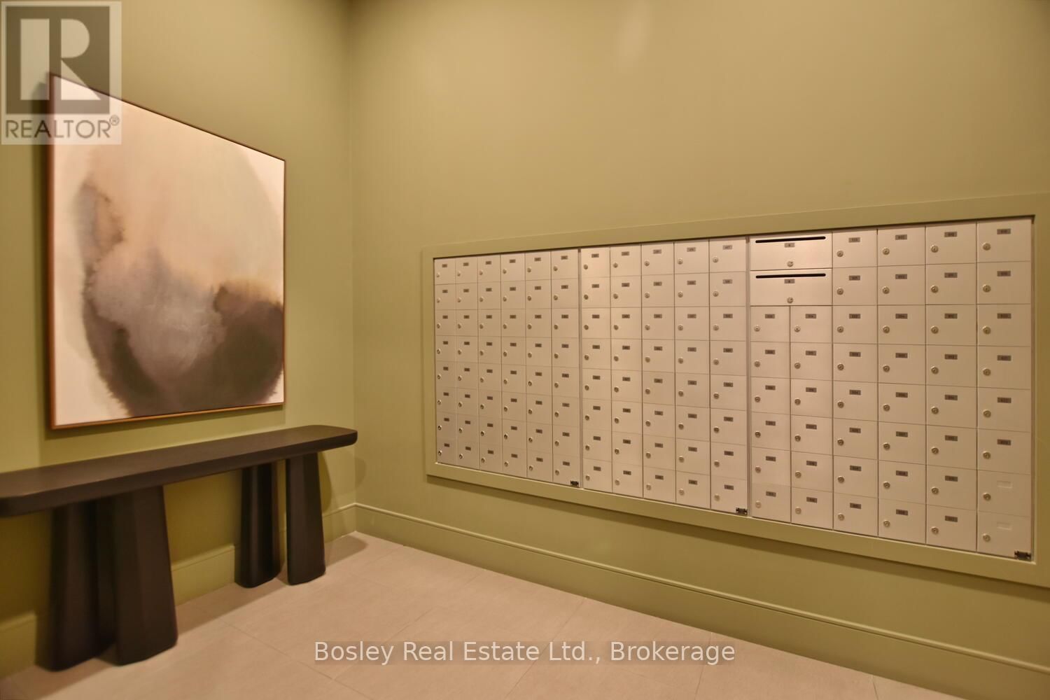 227 - 31 HURON STREET Image 5