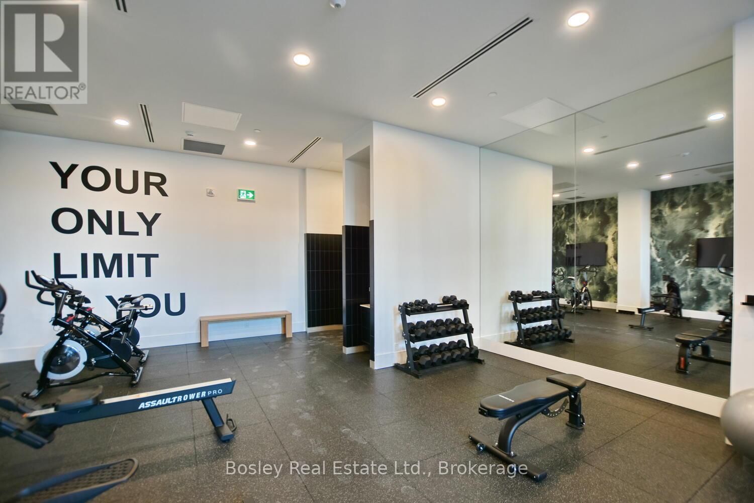 227 - 31 HURON STREET Image 7