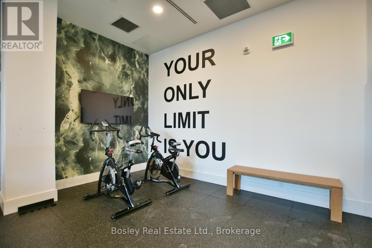 227 - 31 HURON STREET Image 8