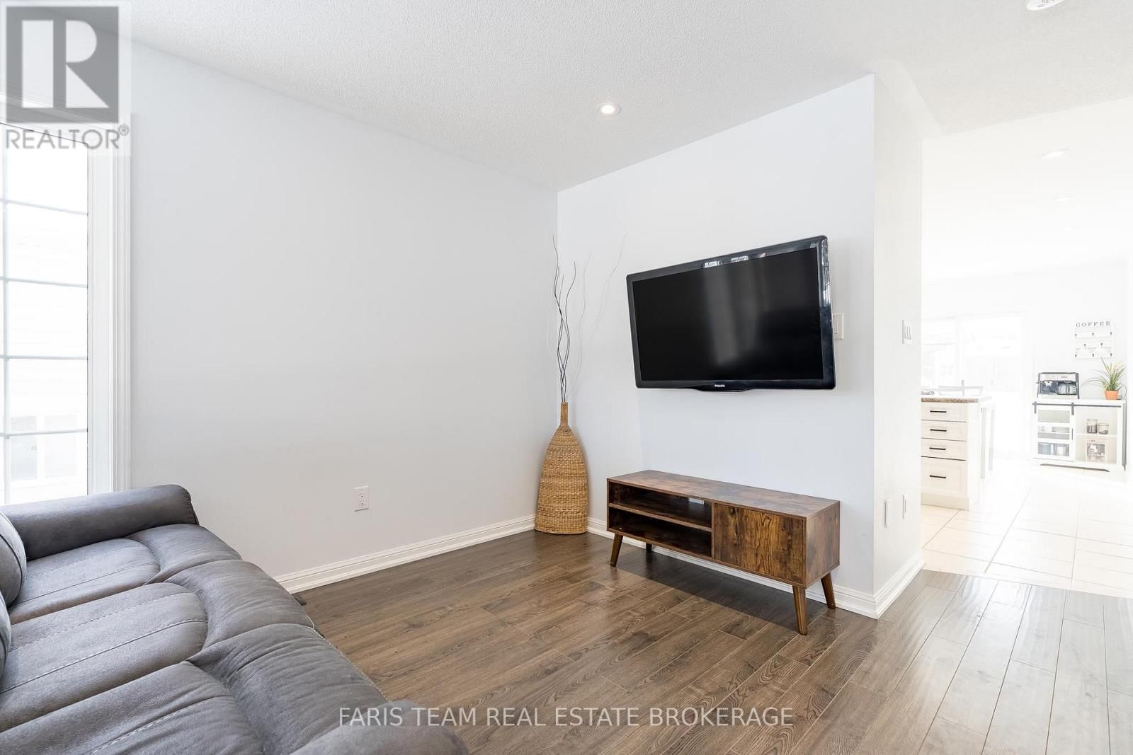 92 WESLEY AVENUE Image 11