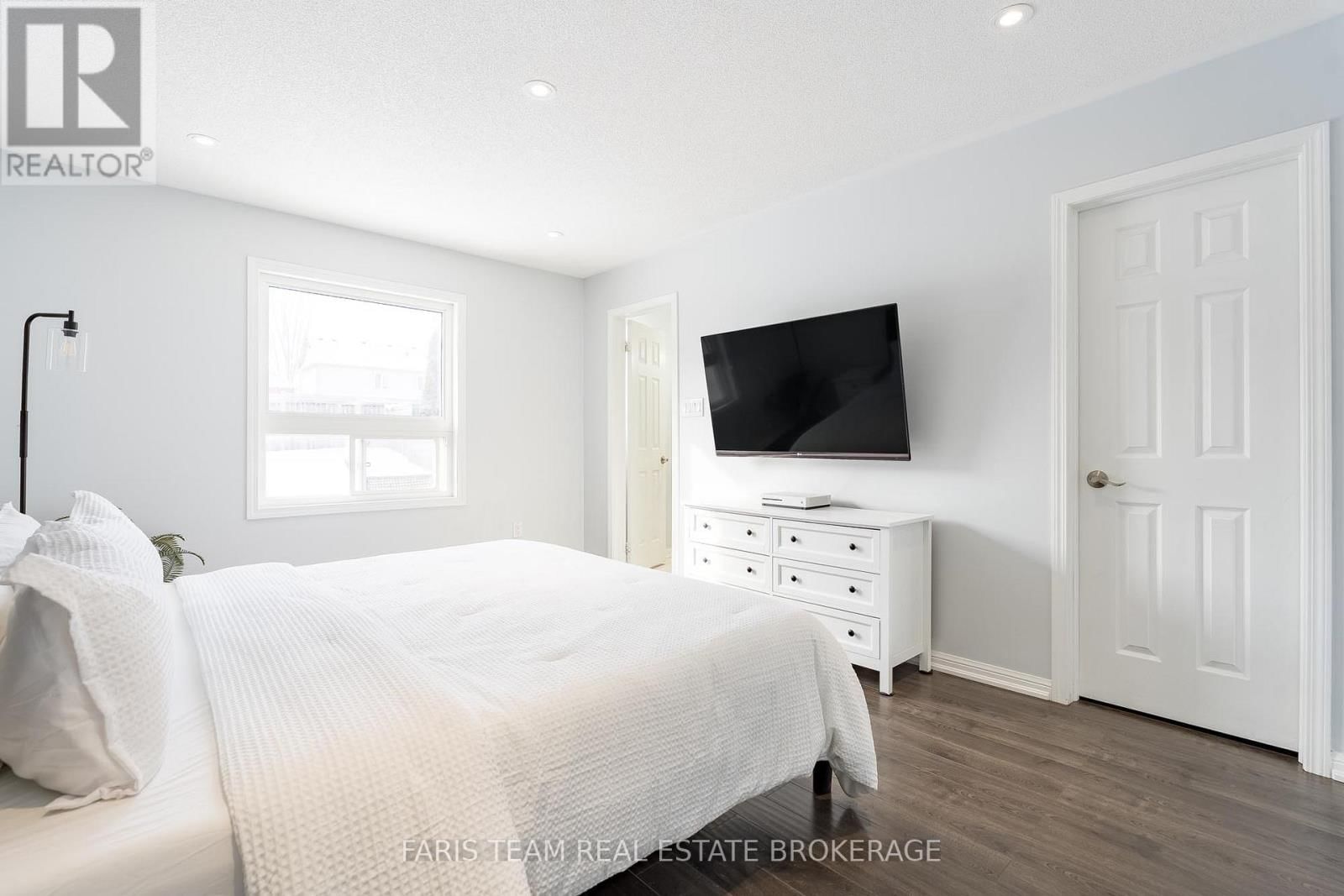 92 WESLEY AVENUE Image 13