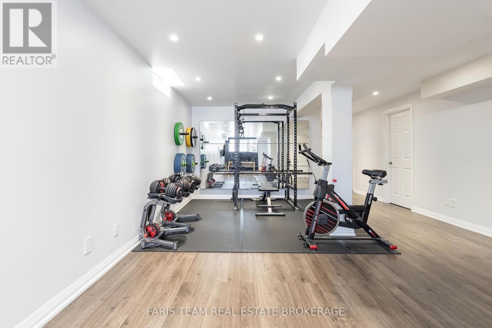 92 WESLEY AVENUE Image 20