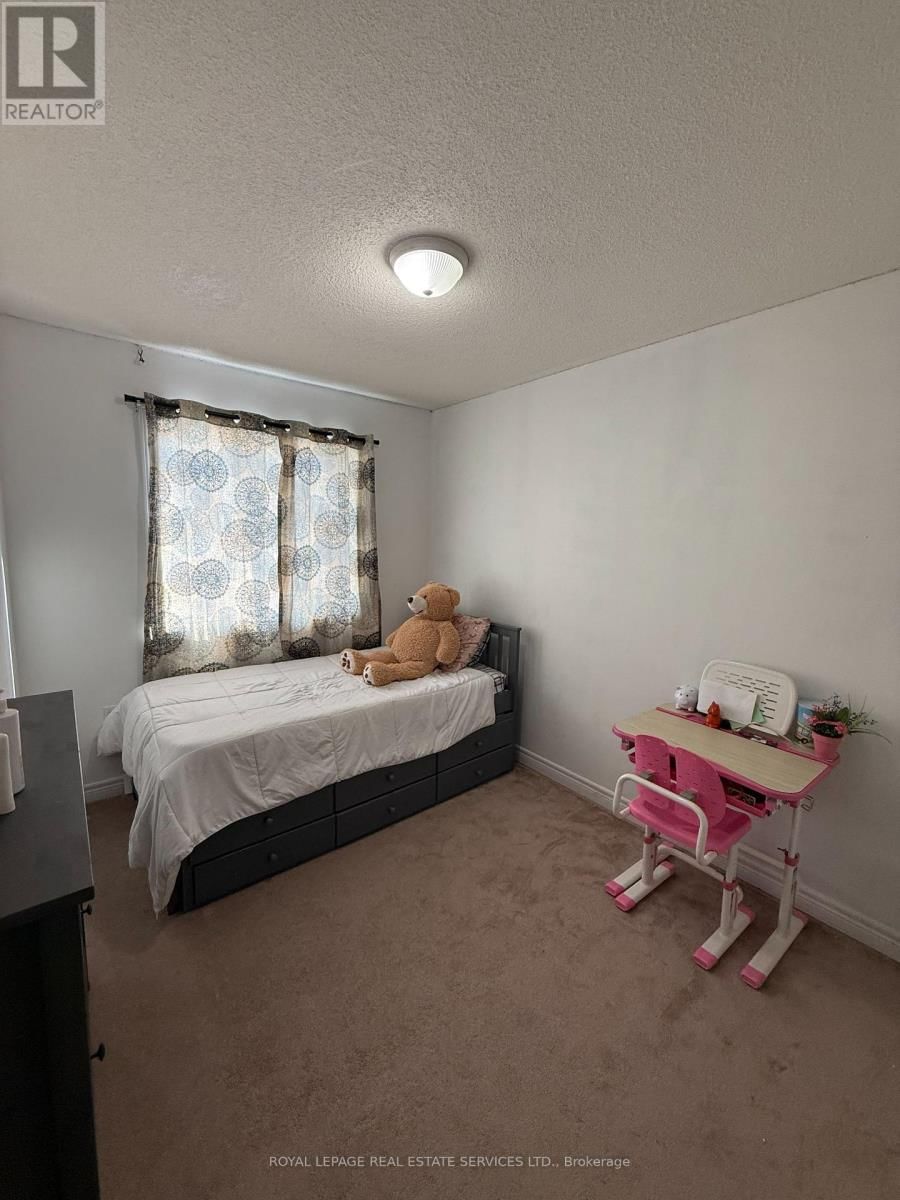 6 - 430 MAPLEVIEW DRIVE EAST Image 18