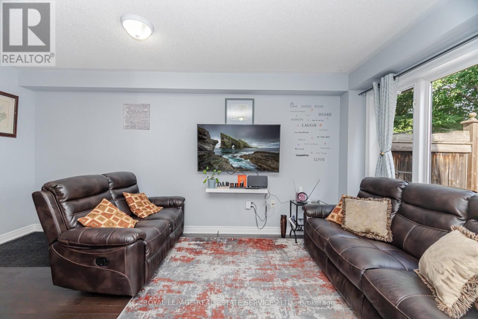 6 - 430 MAPLEVIEW DRIVE EAST Image 9