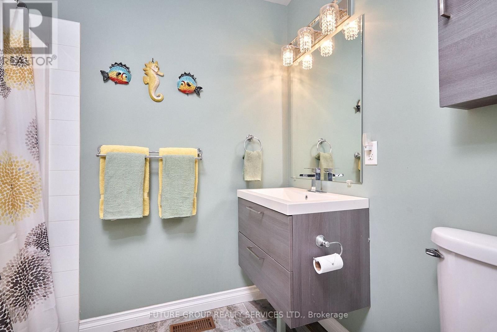 20 - 358 LITTLE AVENUE Image 18