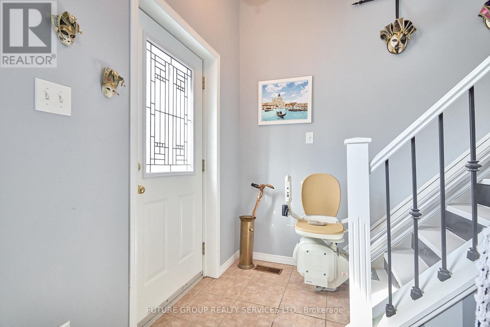 20 - 358 LITTLE AVENUE Image 2