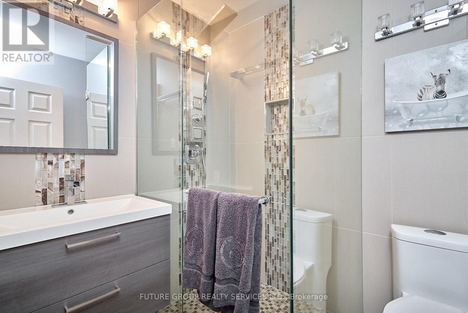 20 - 358 LITTLE AVENUE Image 21