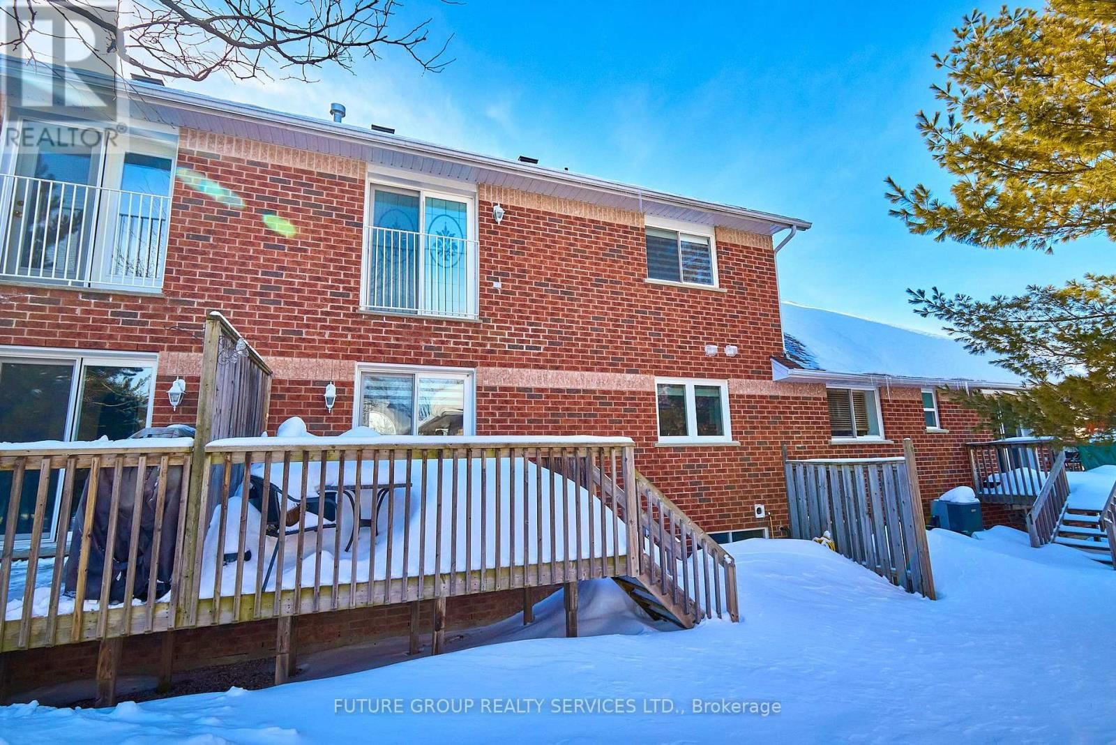 20 - 358 LITTLE AVENUE Image 22