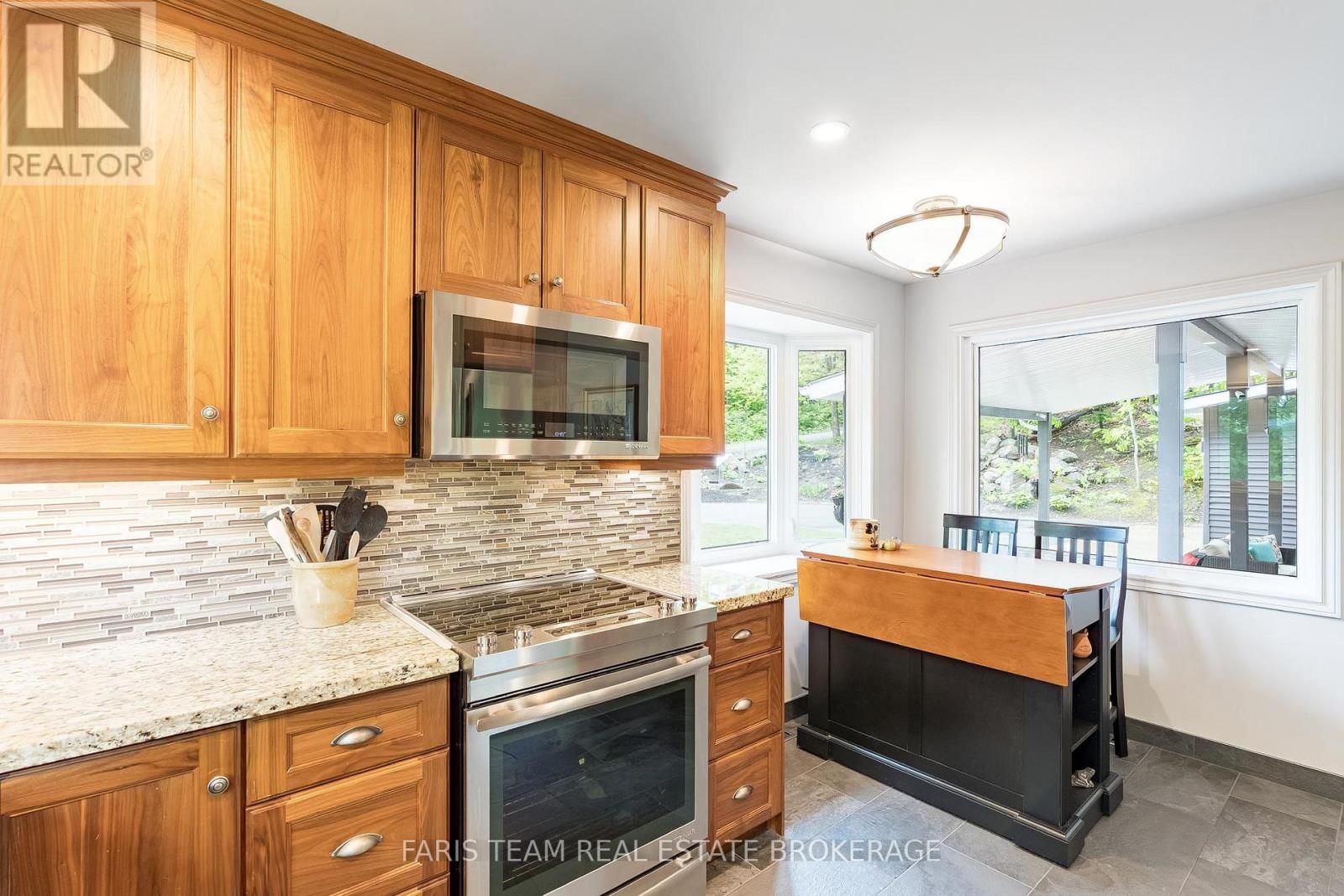 10 MORGAN COURT Image 10