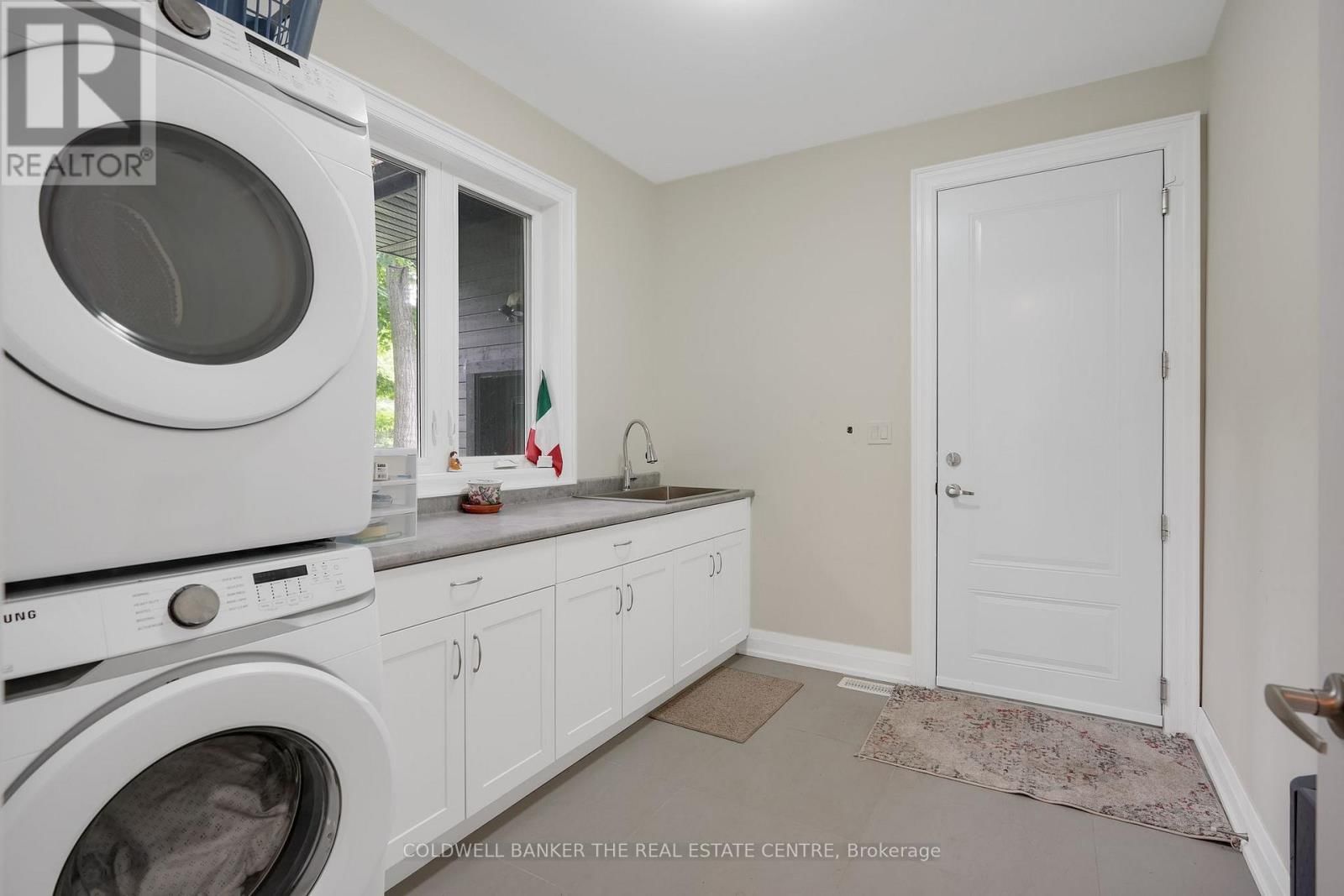 34 OAKWOOD AVENUE Image 24