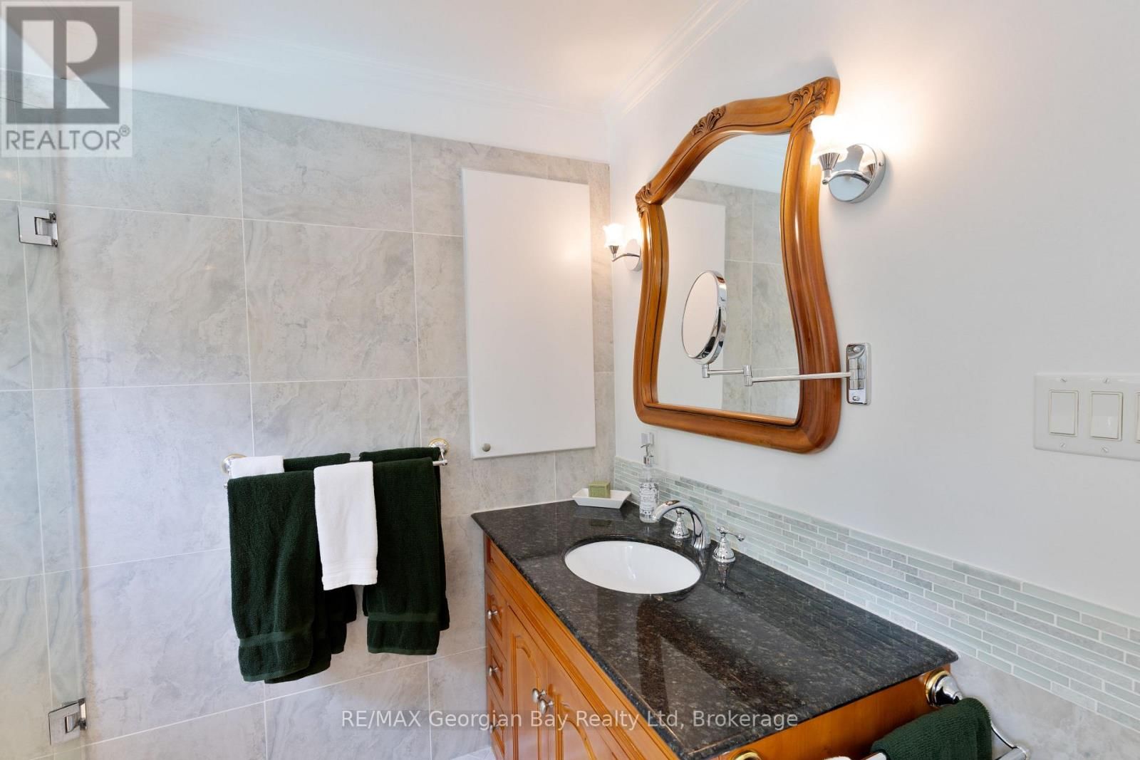 3 OAKDALE COURT Image 21