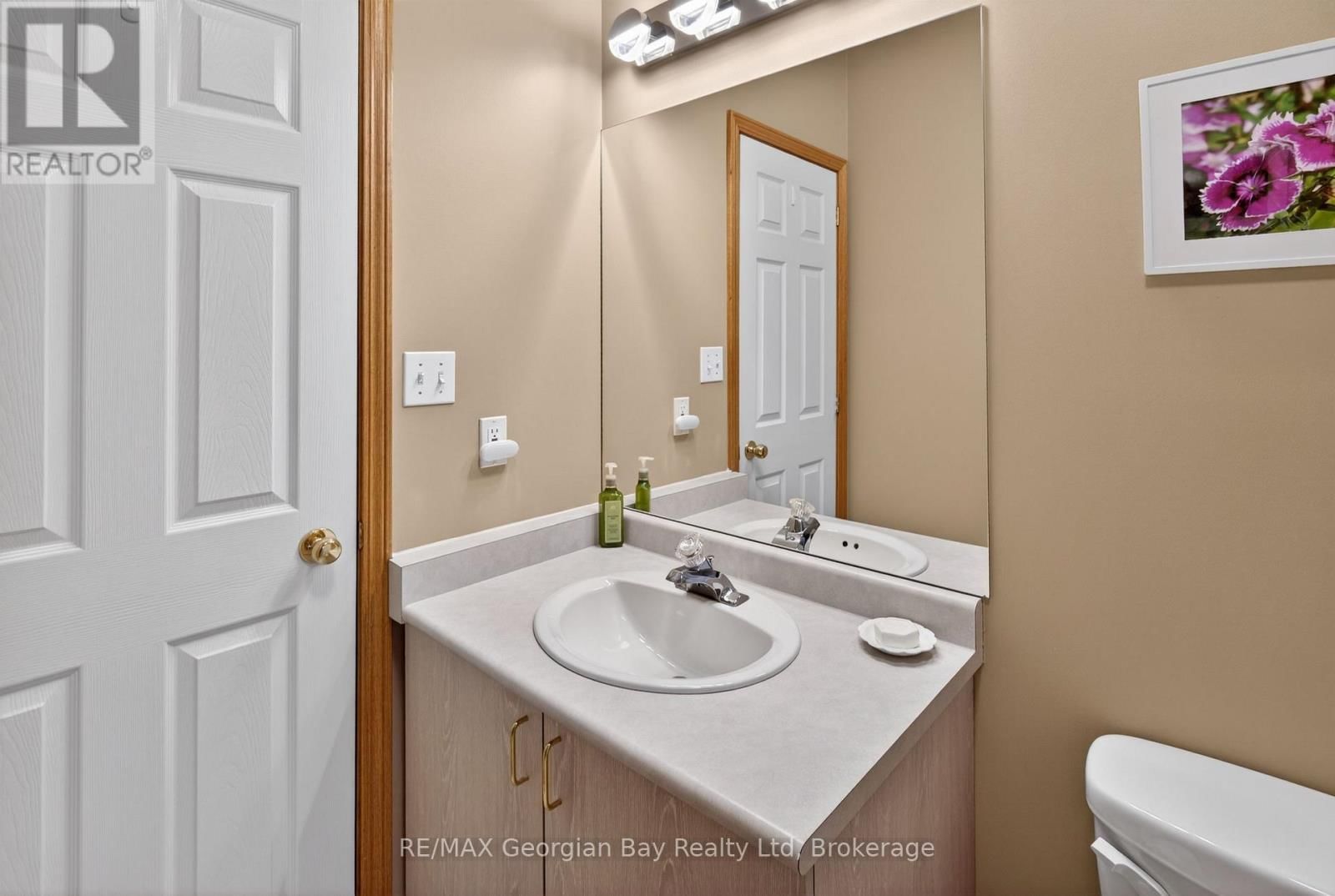 3 OAKDALE COURT Image 24