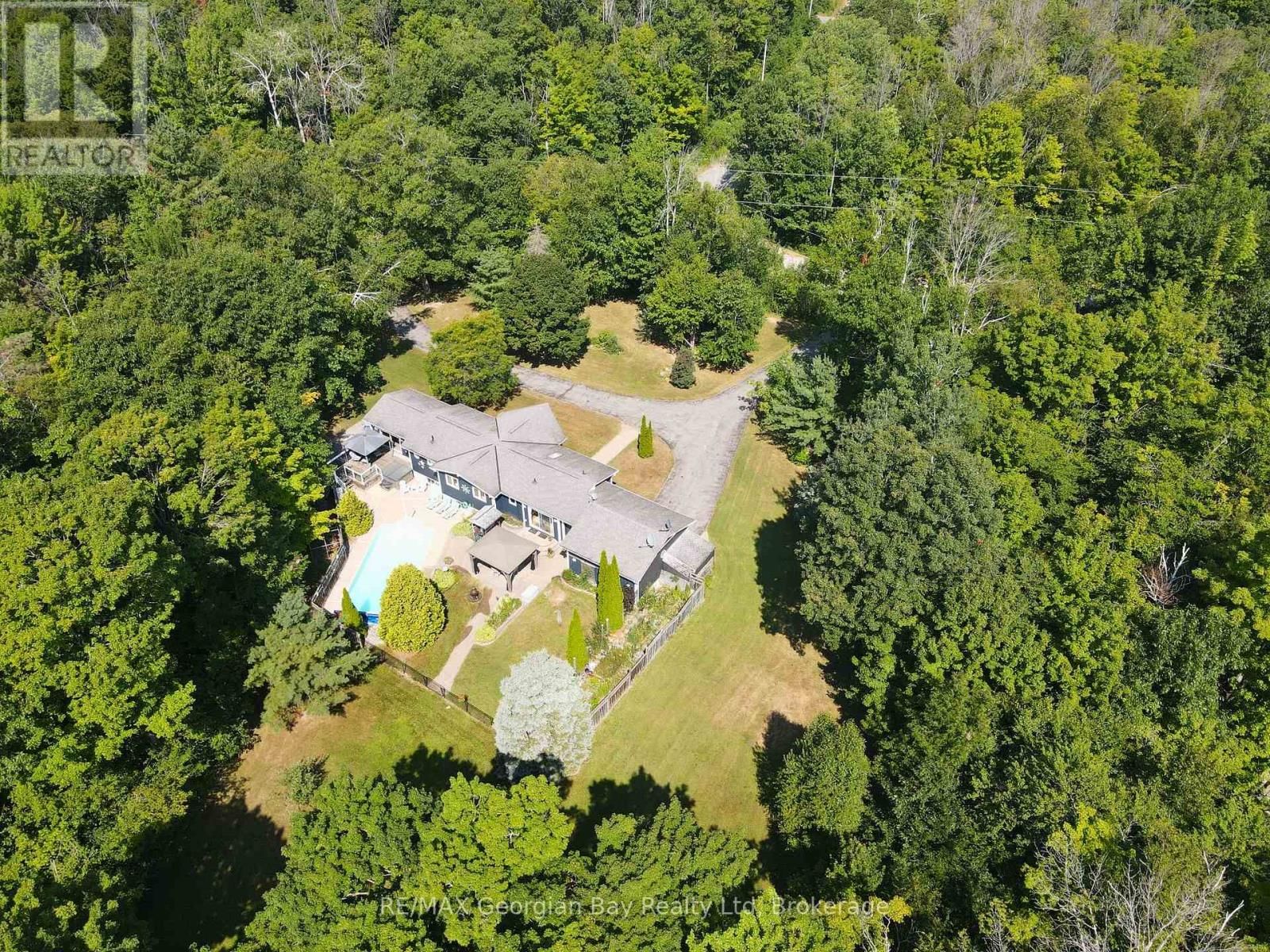 3 OAKDALE COURT Image 44