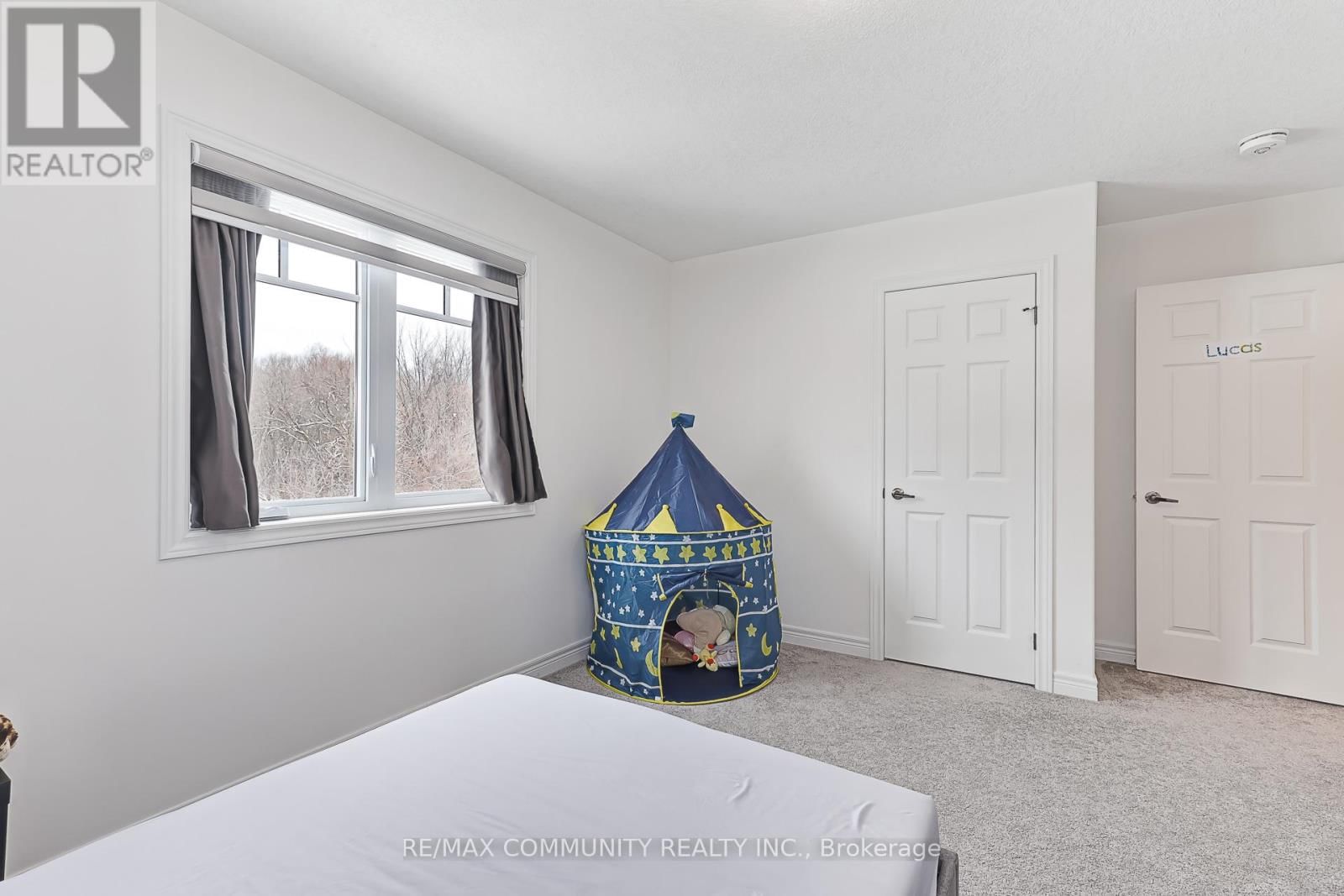 122 PLEWES DRIVE Image 25