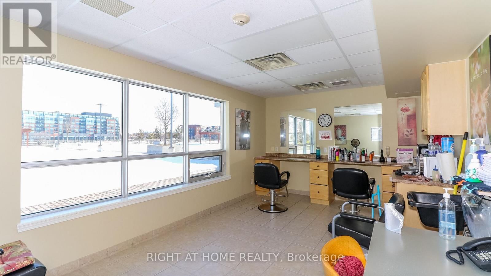 412 - 94 DEAN AVENUE Image 20