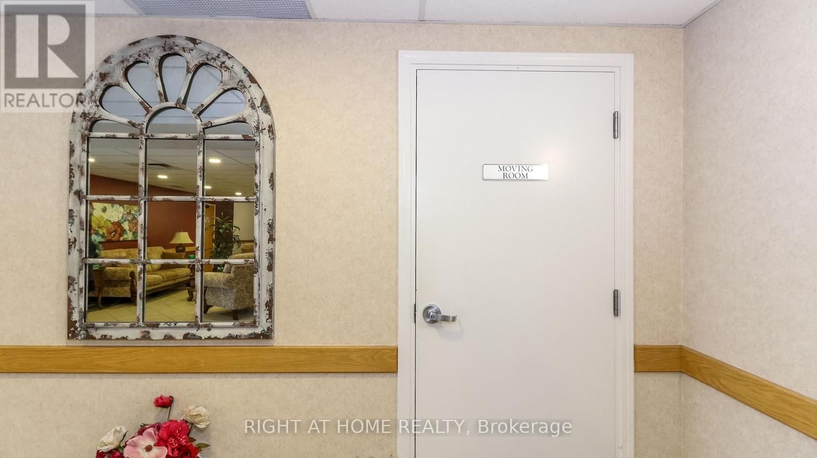 412 - 94 DEAN AVENUE Image 7