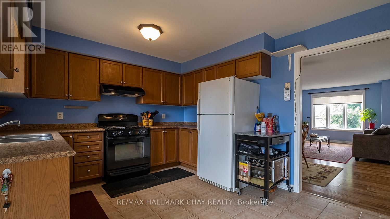 139 WAWINET STREET Image 11