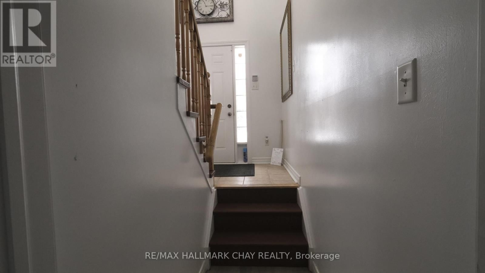 139 WAWINET STREET Image 23