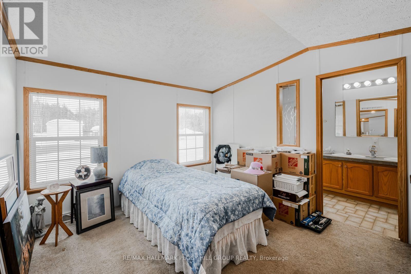 4105 HAINES STREET Image 6