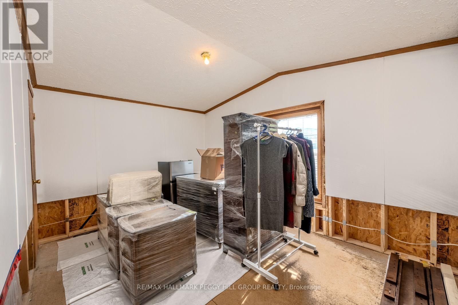 4105 HAINES STREET Image 7