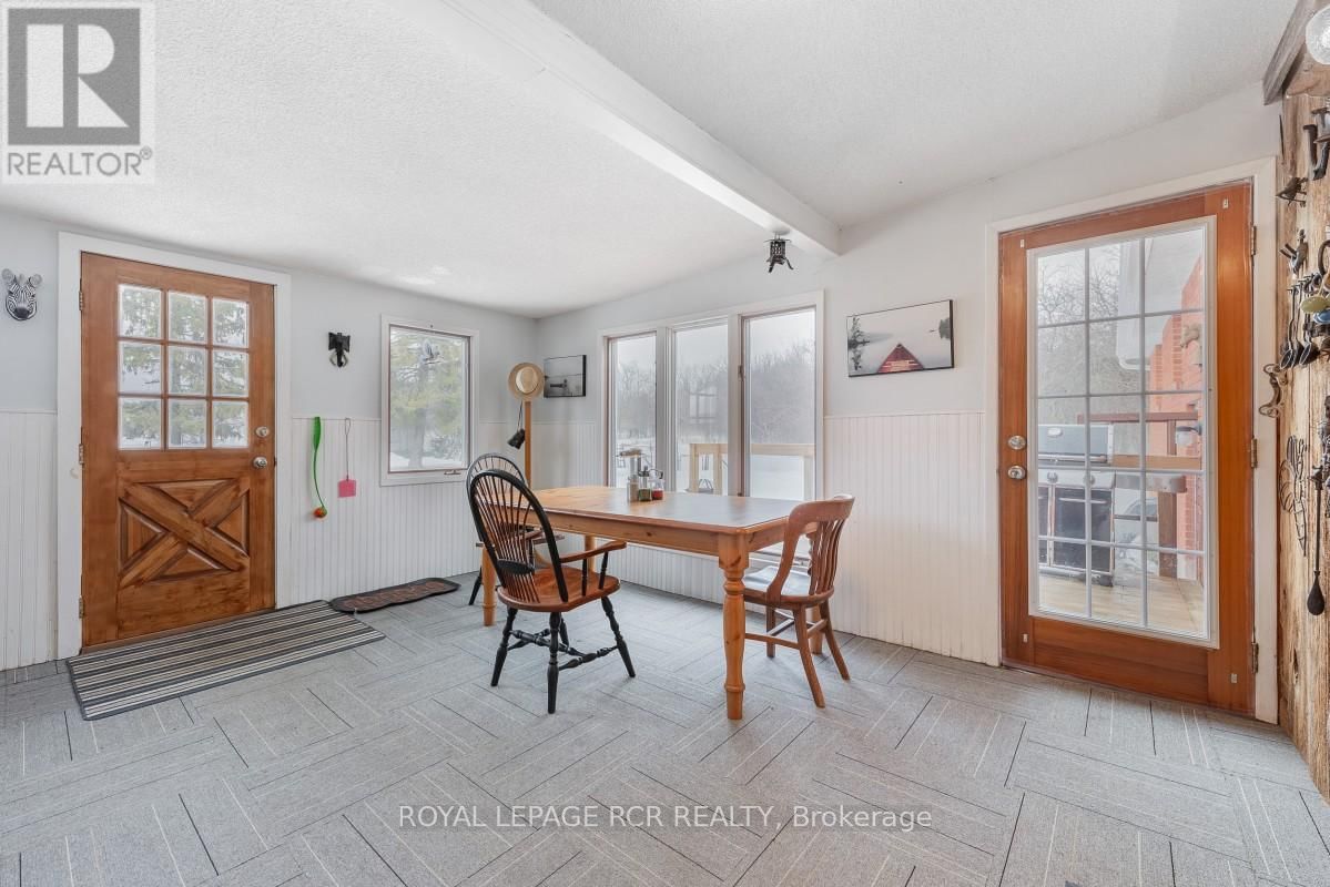 2872 SUNSET DRIVE Image 17