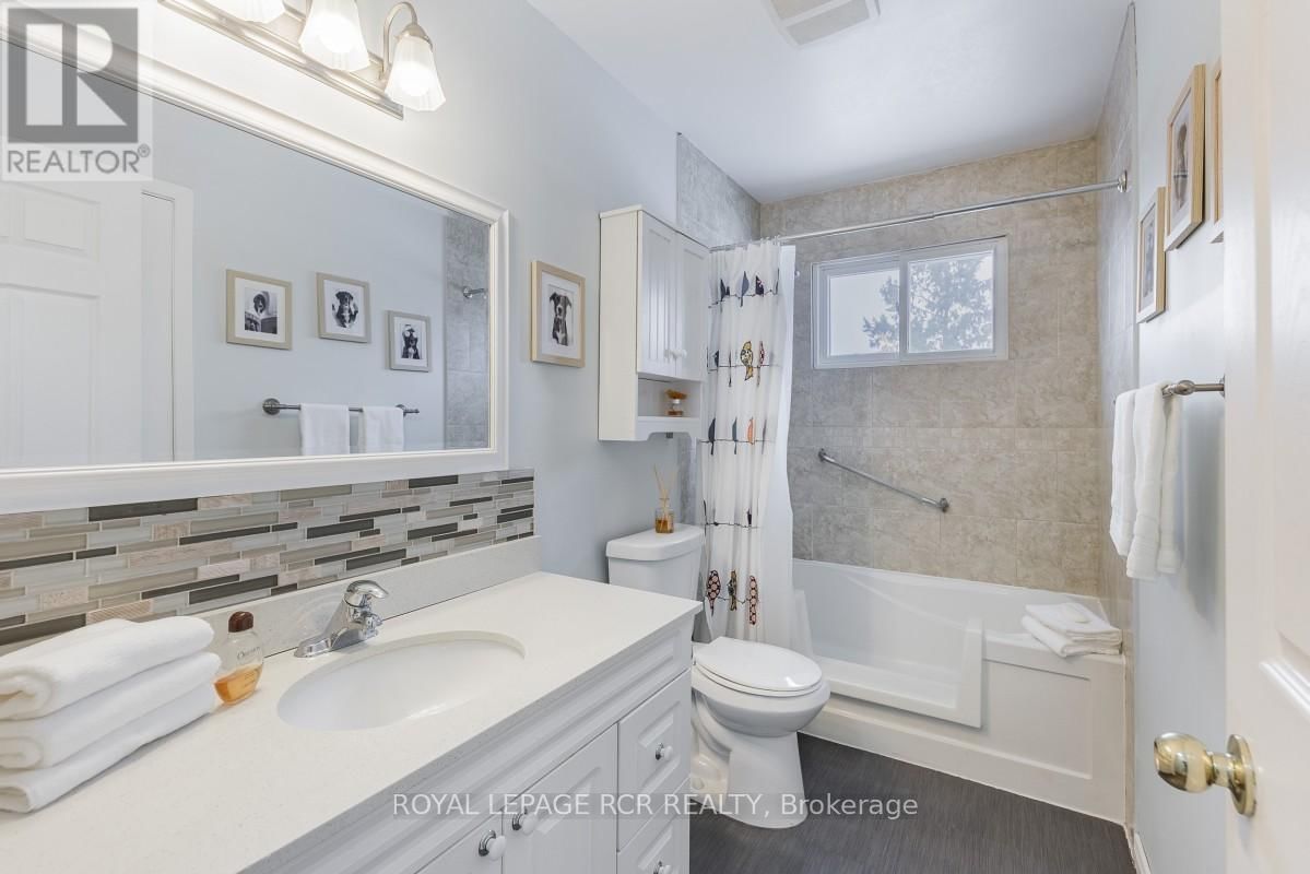 2872 SUNSET DRIVE Image 25