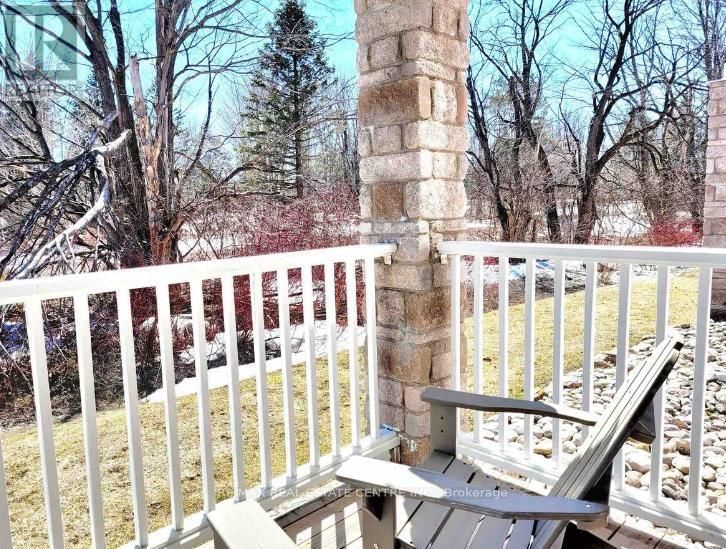 2200 - 90 HIGHLAND DRIVE Image 10