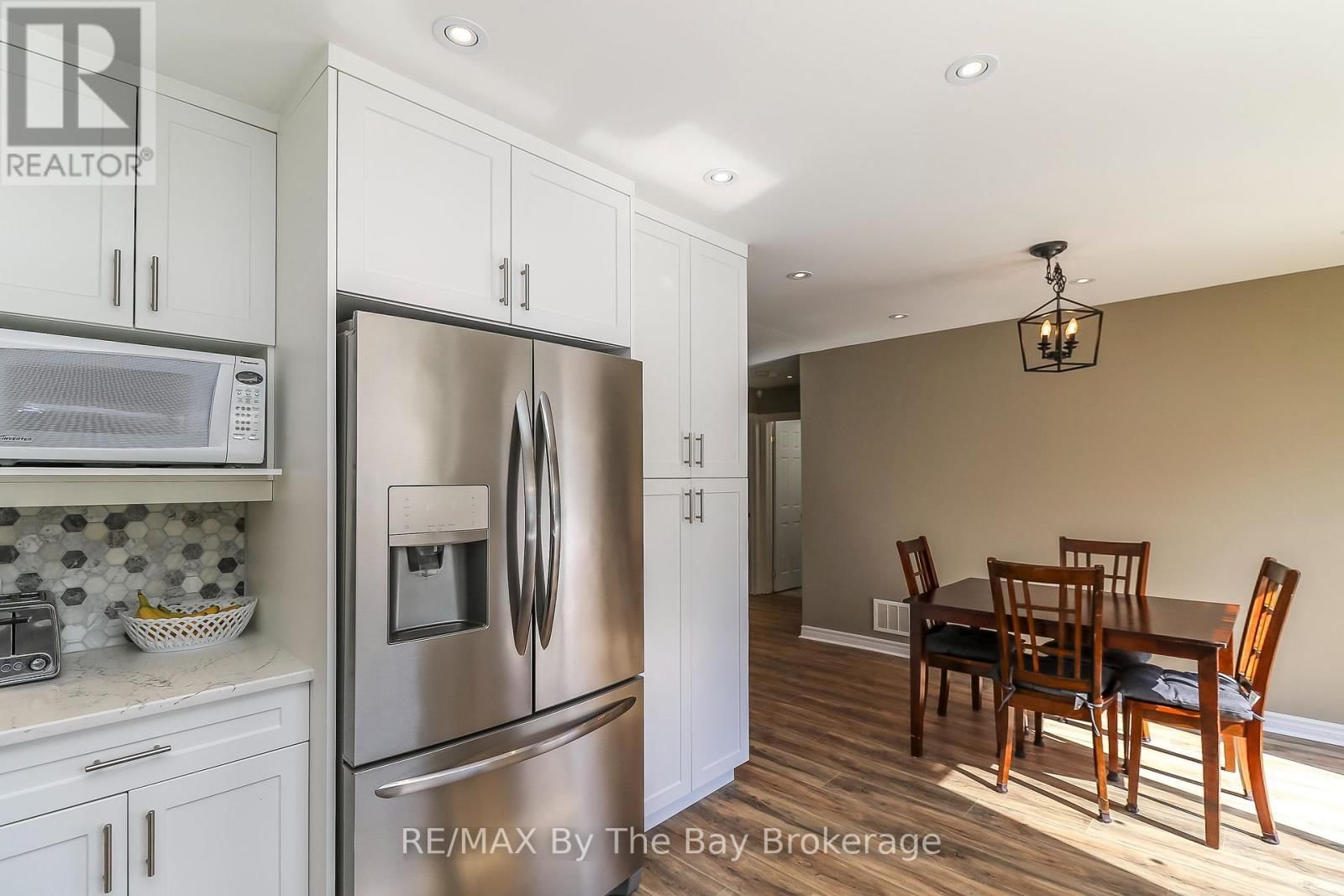 437 RAMBLEWOOD DRIVE Image 19