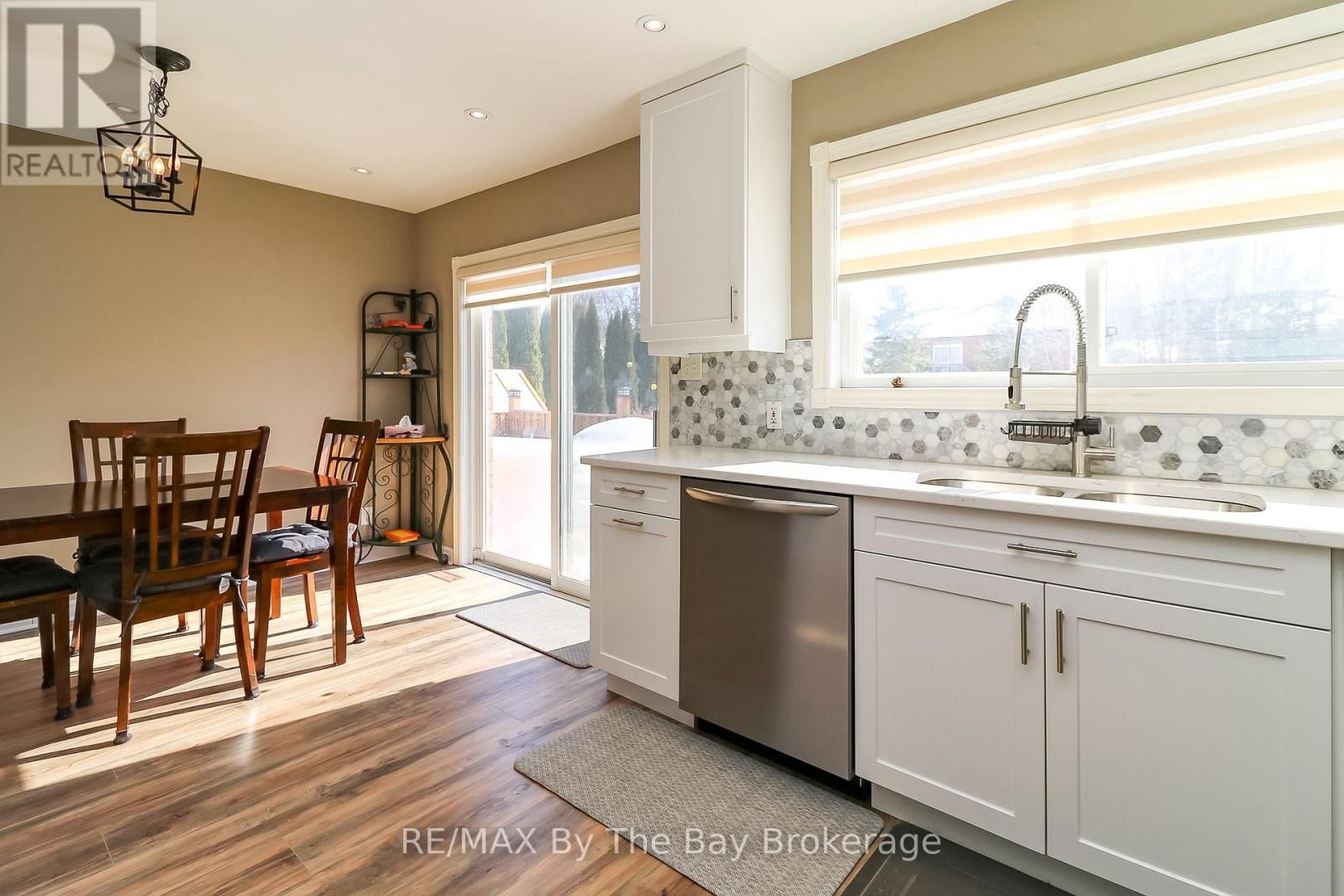 437 RAMBLEWOOD DRIVE Image 22