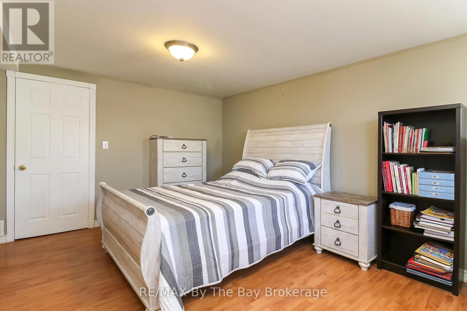 437 RAMBLEWOOD DRIVE Image 40