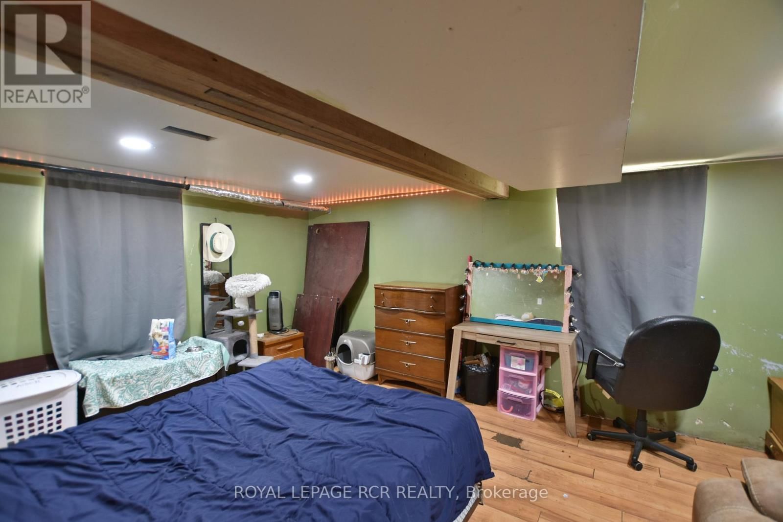 2606 CROSSLAND ROAD Image 29