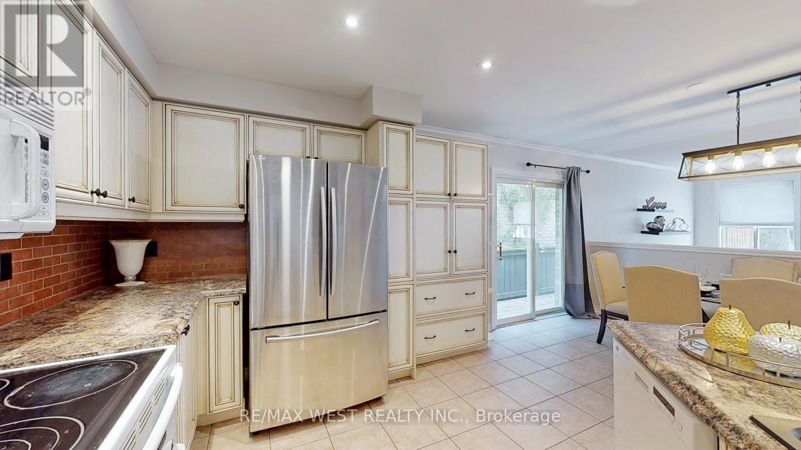 56 LIVIA HERMAN WAY NORTH Image 10