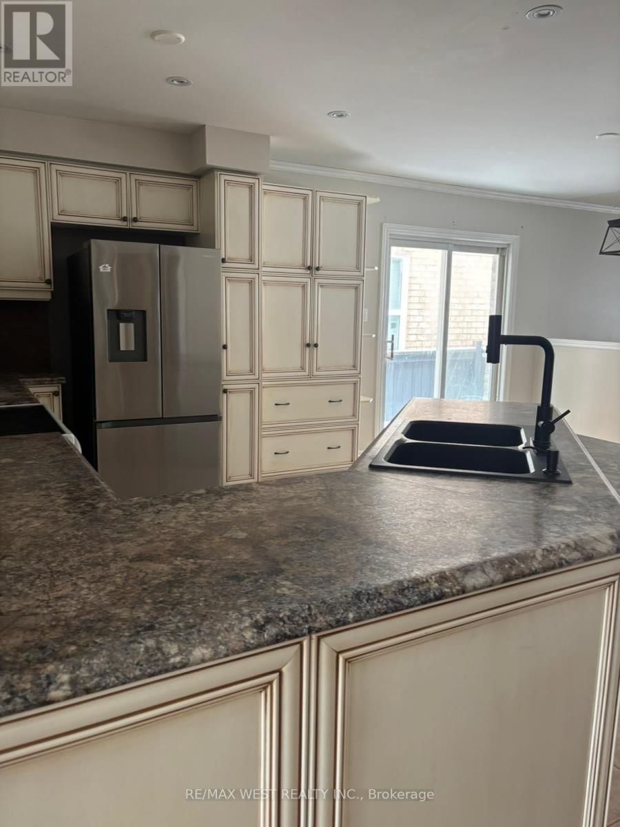 56 LIVIA HERMAN WAY NORTH Image 12