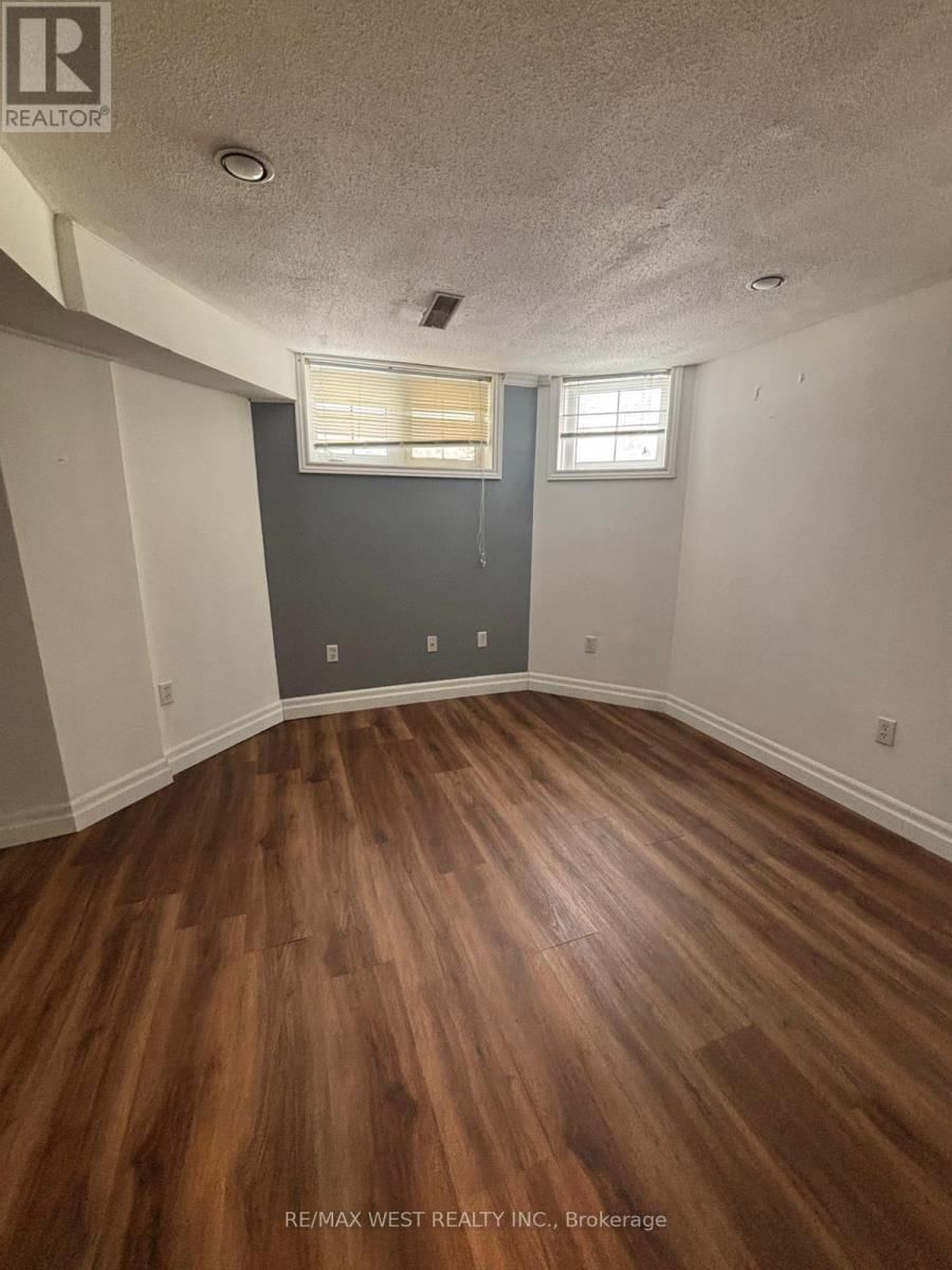 56 LIVIA HERMAN WAY NORTH Image 28